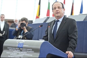 François Hollande tente de désamorcer la bombe à retardement du Parlement européen